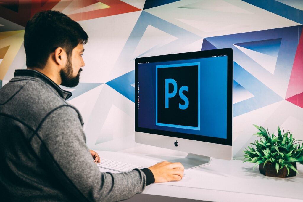 Adobe Expressで簡単に年賀状を作る方法は？