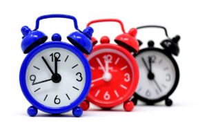 年賀状作成に最適な無料アプリの人気ランキングは？