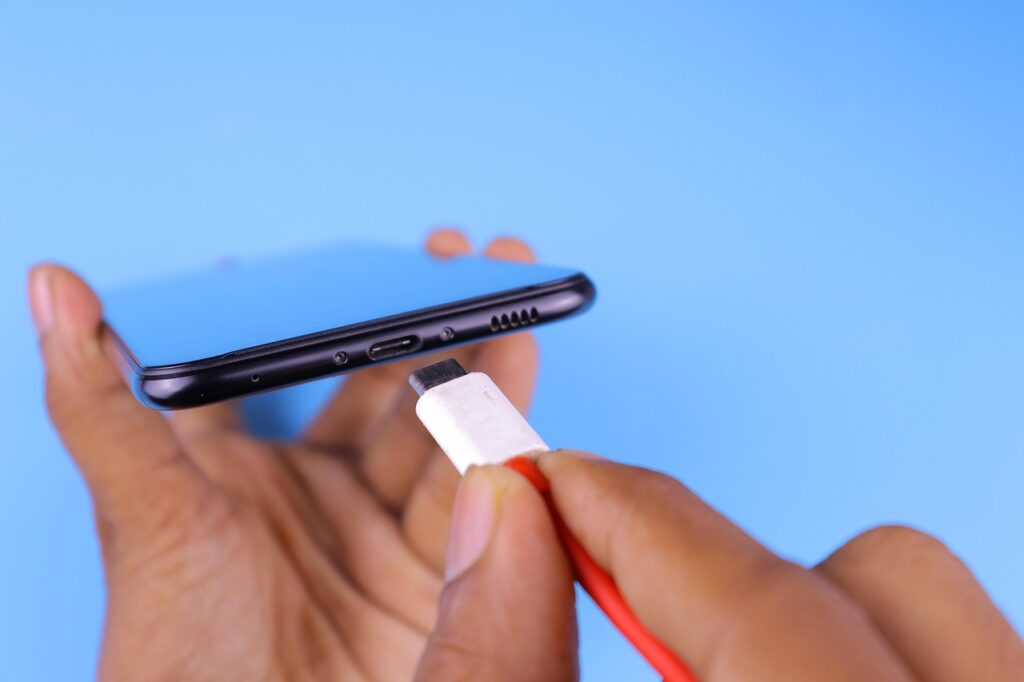 年賀状をスマホで作る際の料金相場はどれくらい？