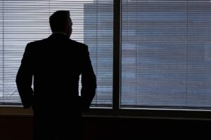 年賀状を自作する際の注意点は何ですか？